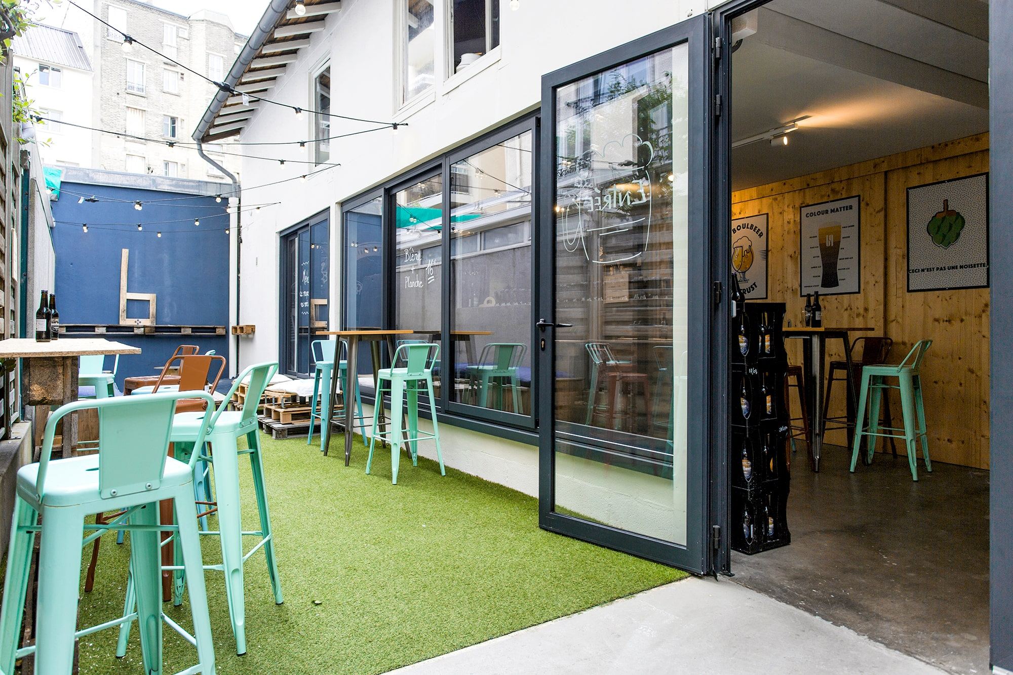 Coin repas de la brasserie Bocal