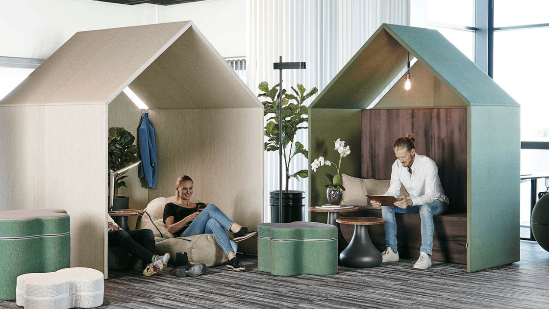 Cabines acoustiques dans un espace de coworking