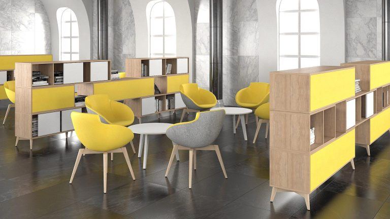 Fauteuils lounge TULA, tables basses AMBER et rangements CHOICE, mobilier Narbutas