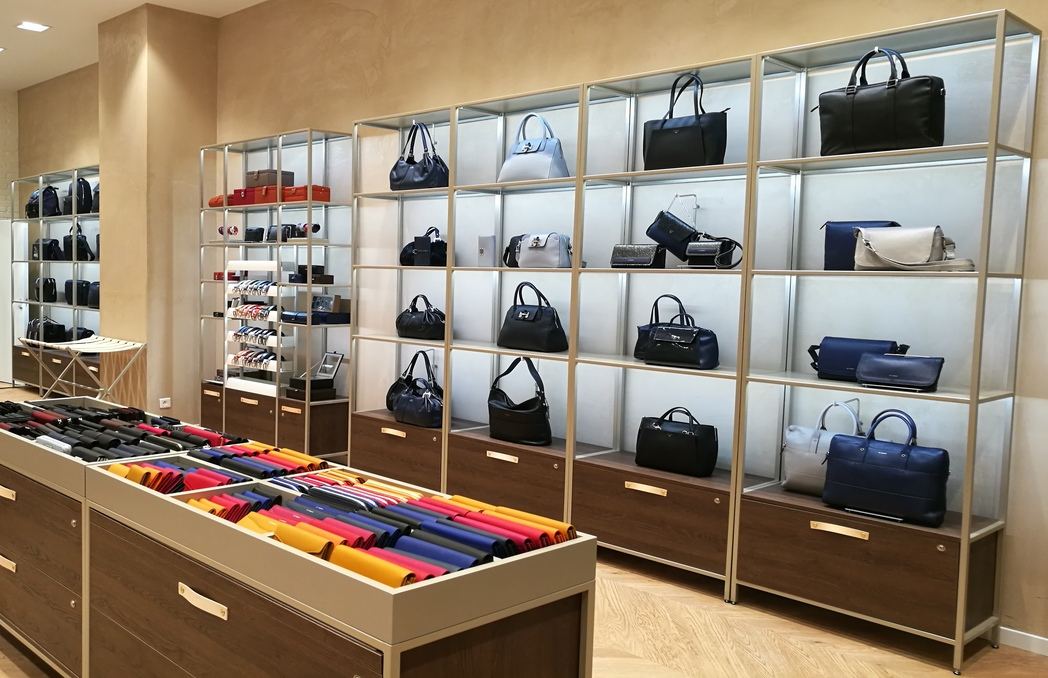 Boutique Le Tanneur, sobriété et élégance