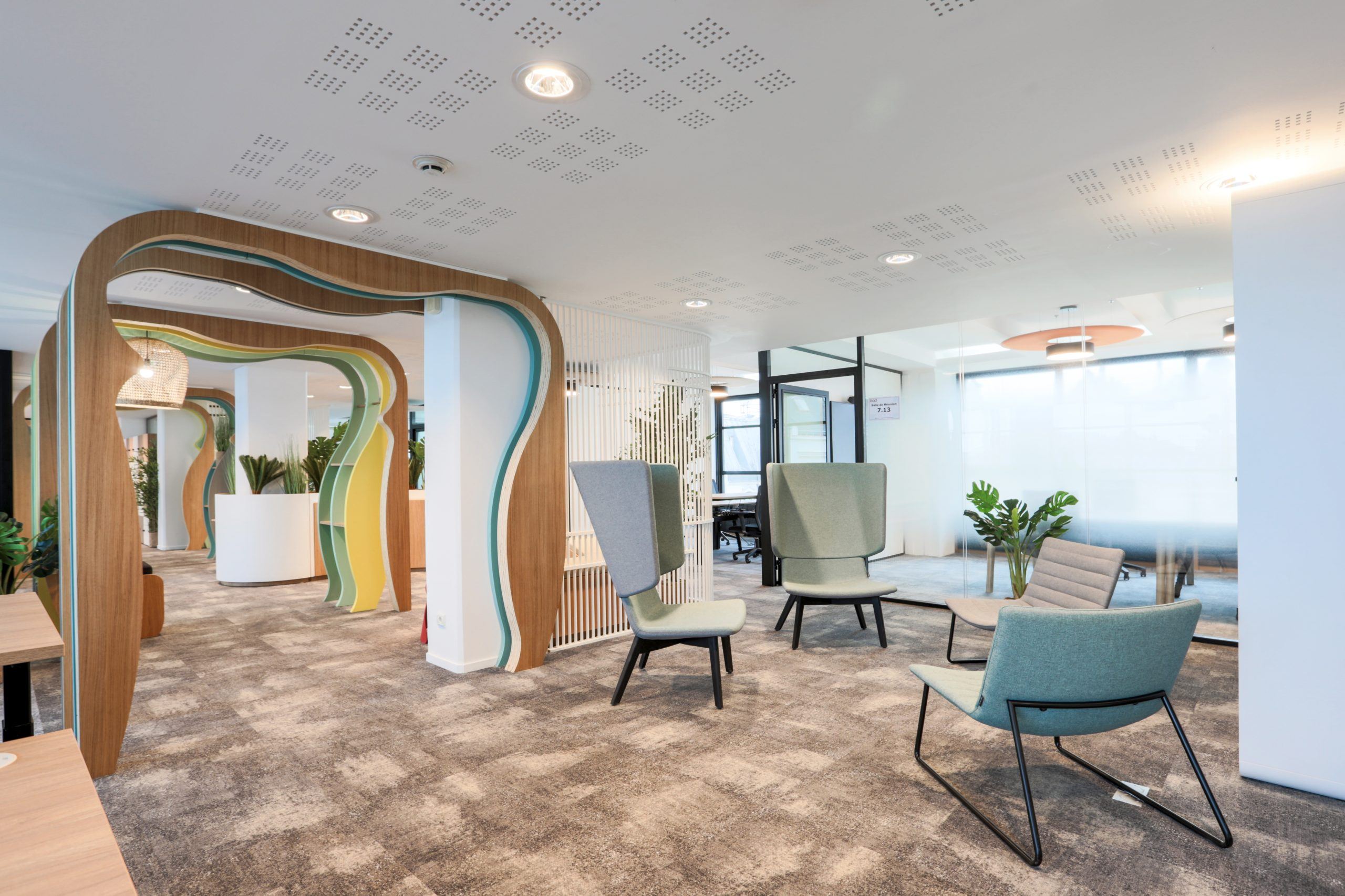 Open space des bureaux Free Iliad aménagé par Isospace