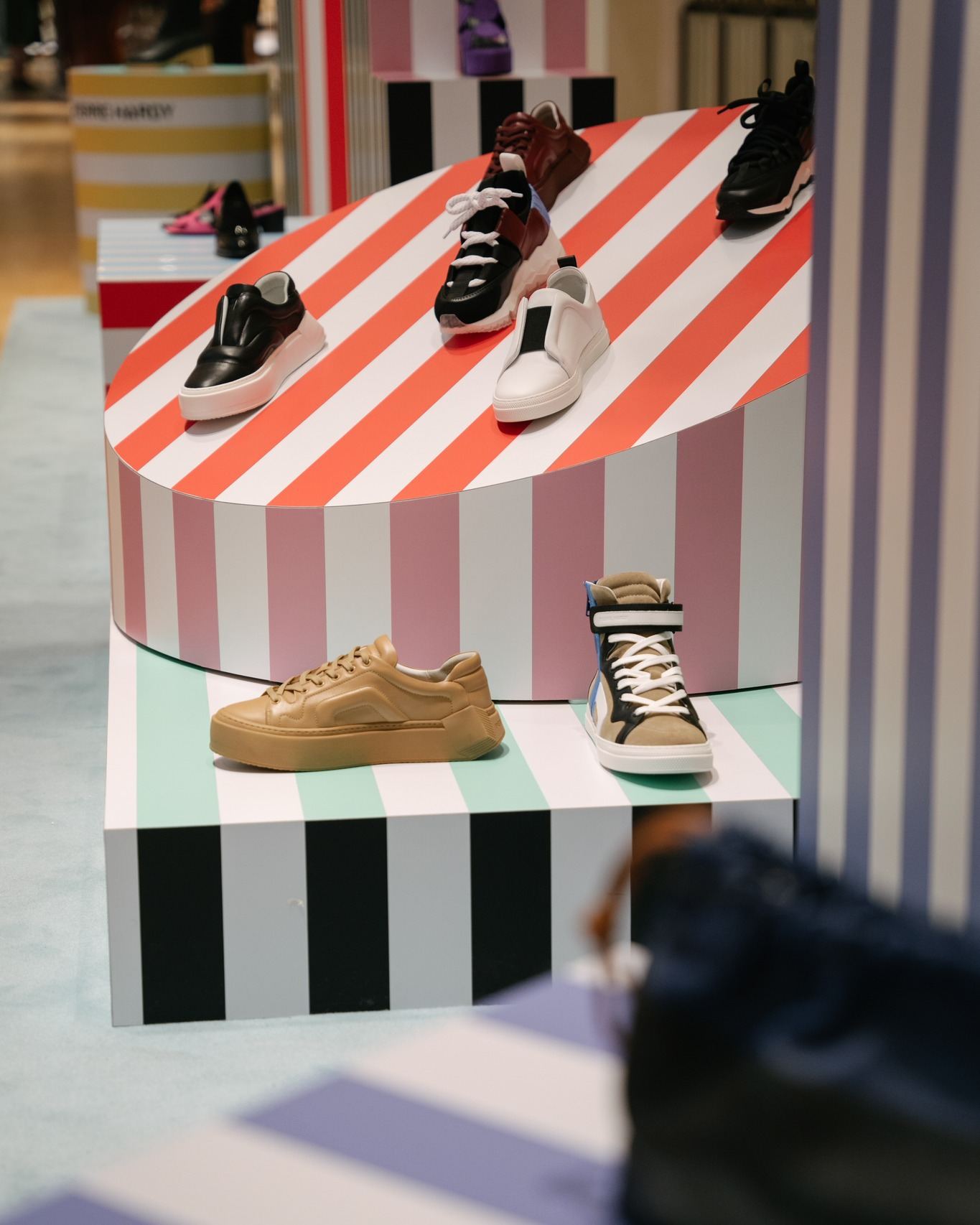Corner Pierre Hardy au Bon Marché – retail design luxe