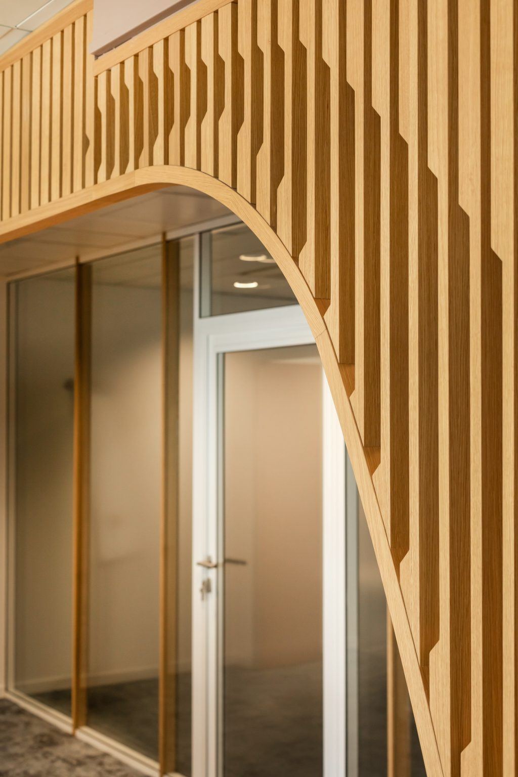Siège social 25BM dans un hôtel particulier parisien, conçu et réalisé par Isospace
