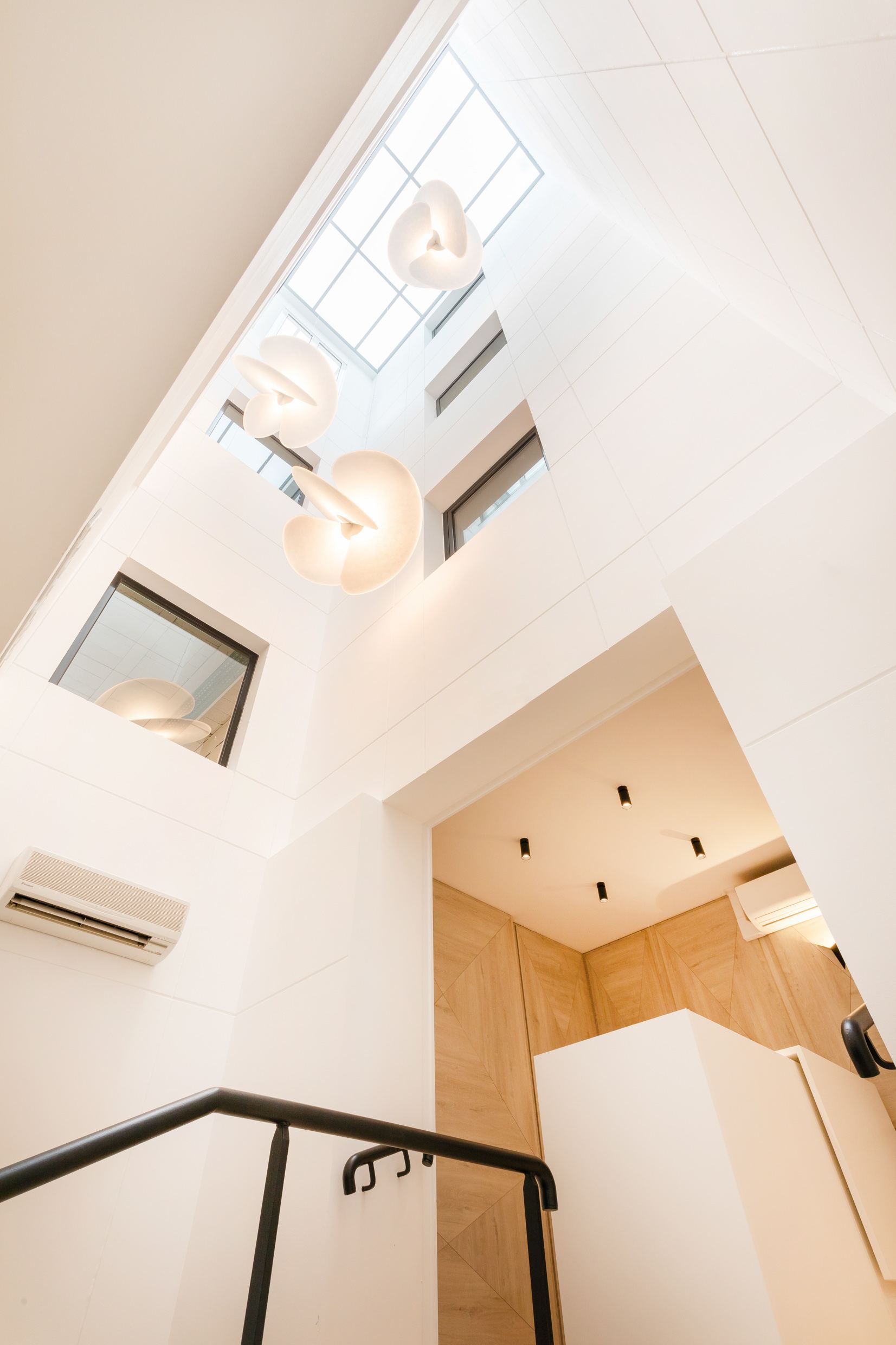 Espace collaboratif Scaleway - mobilier sur mesure