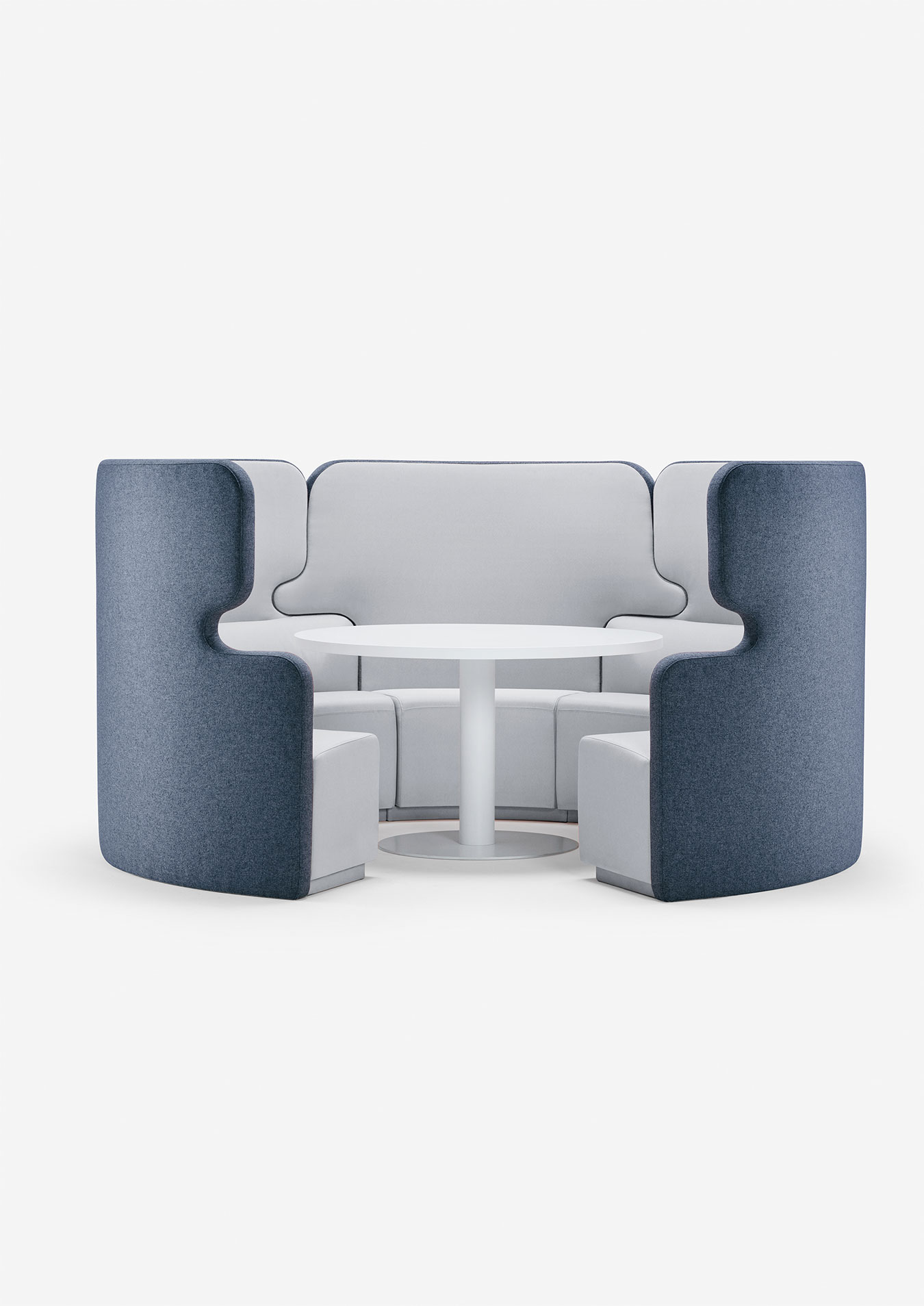 Configuration ronde 4 places avec table centrale, finition bicolore bleu et gris
