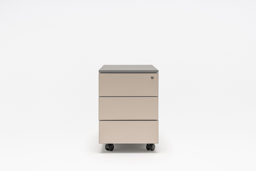 Caisson de bureau mobile, packshot frontal façade beige et plateau aluminium