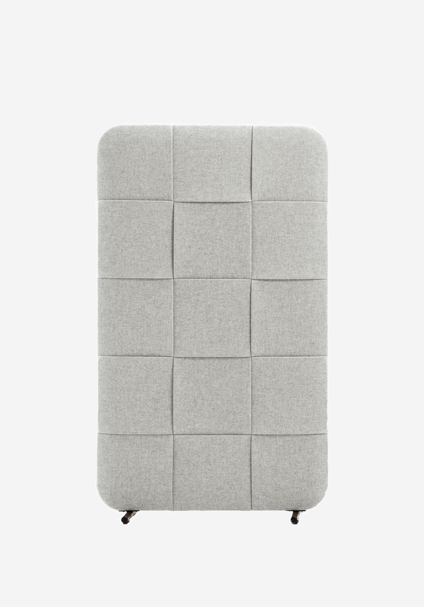 Cloison acoustique autoportante à piètement métal pour séparer un open space